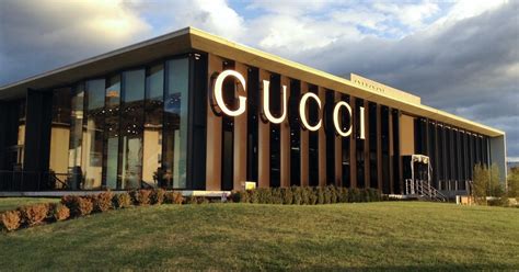 outlet prada florenz